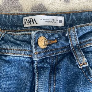 Zara blue jeans split hem boot cut